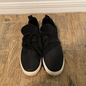 Steve Madden - Women’s Casual Sneaker - Black Size 8
